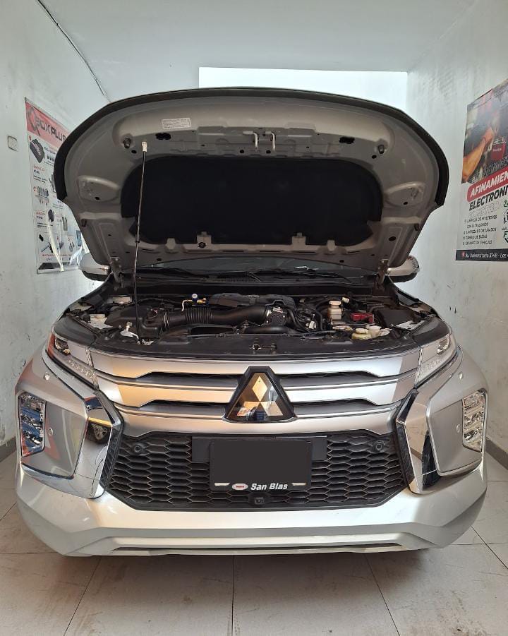 MITSUBISHI - L200